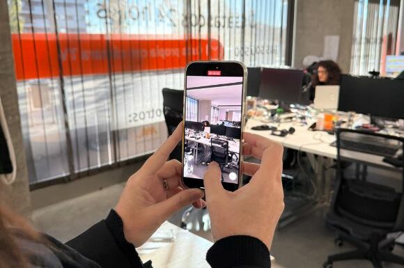 Lidera la Conversación Digital: Gestión de Redes Sociales con ADN de Barcelona El Valor Elevamos tu marca con estrategias de Community Management diseñadas para impactar.