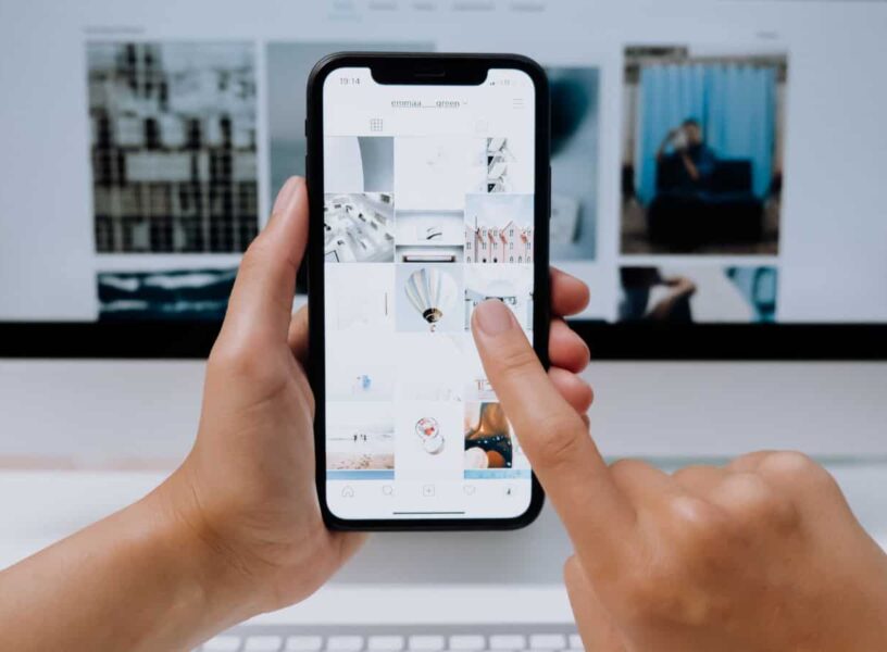 ¿Necesito una web si ya tengo Instagram ¿Hace falta web si Instagram ya te funciona? Sí, y por una razón: en redes alquilas, en tu web eres el dueño. Te explico por qué y por dónde empezar.