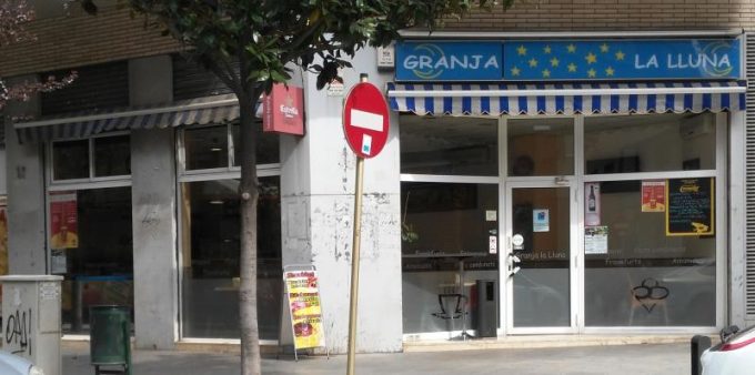 guia33-cornella-bar-cafeteria-granja-la-lluna-cornella-13851.jpg