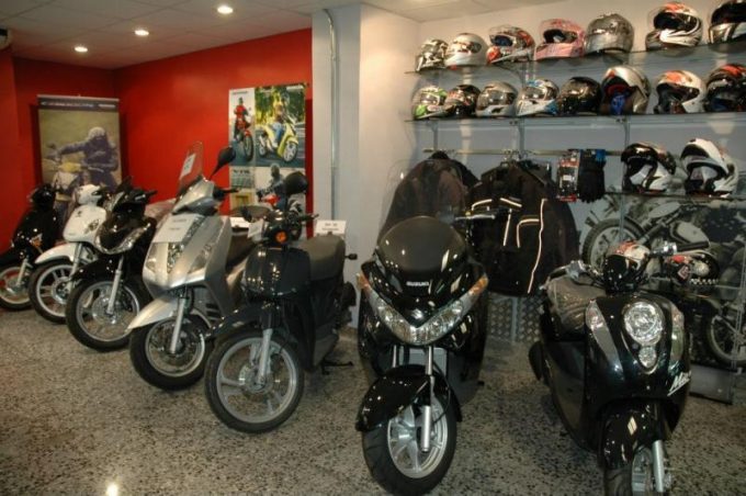 guia33-cornella-motocicletas-taller-bg-motos-cornella-15327.jpg