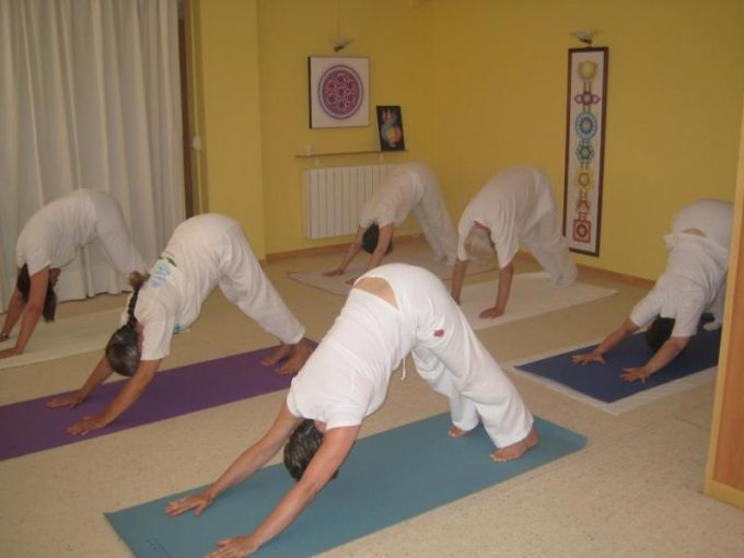 guia33-sant-feliu-de-llobregat-yoga-centro-de-yoga-ananda-kanda-16844.jpg