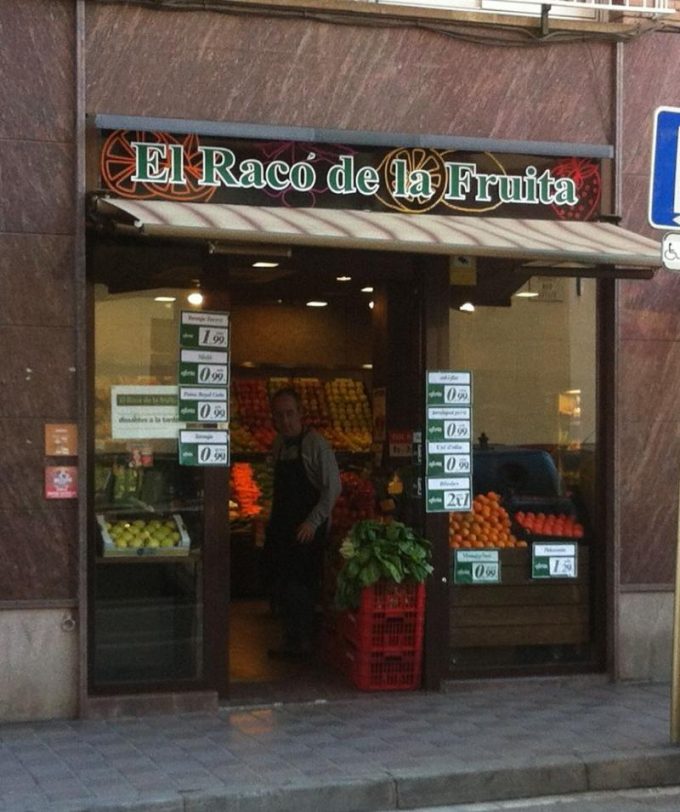 guia33-sant-joan-despi-frutas-y-verduras-el-raco-de-la-fruita-3768.jpg